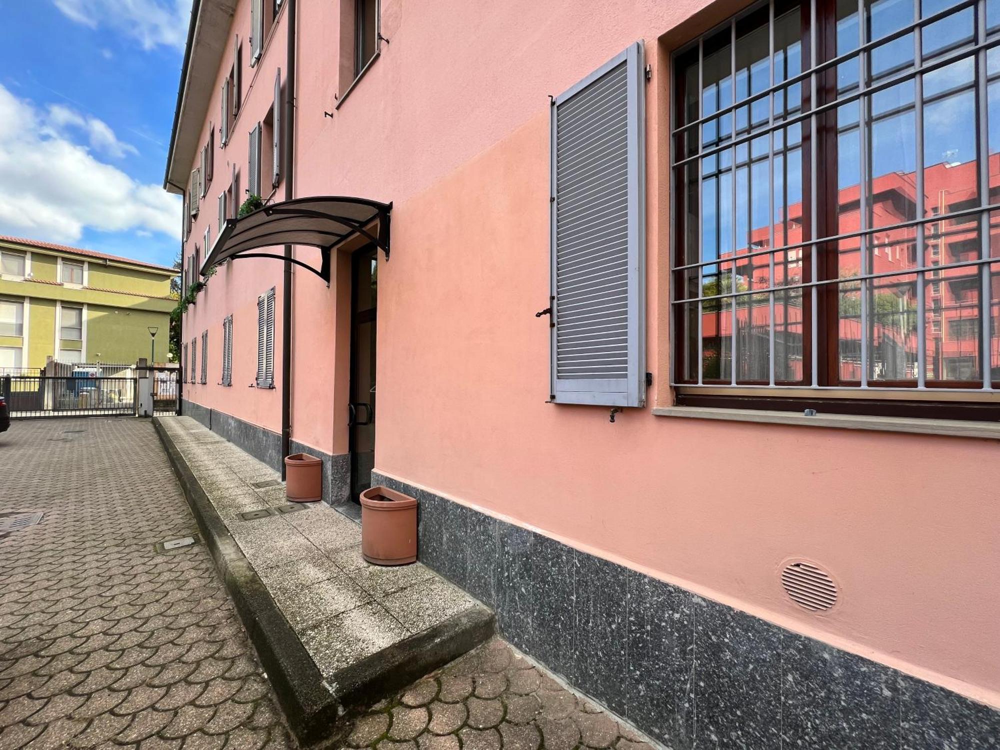 La Casa Di Wayne Villa Cologno Monzese Buitenkant foto